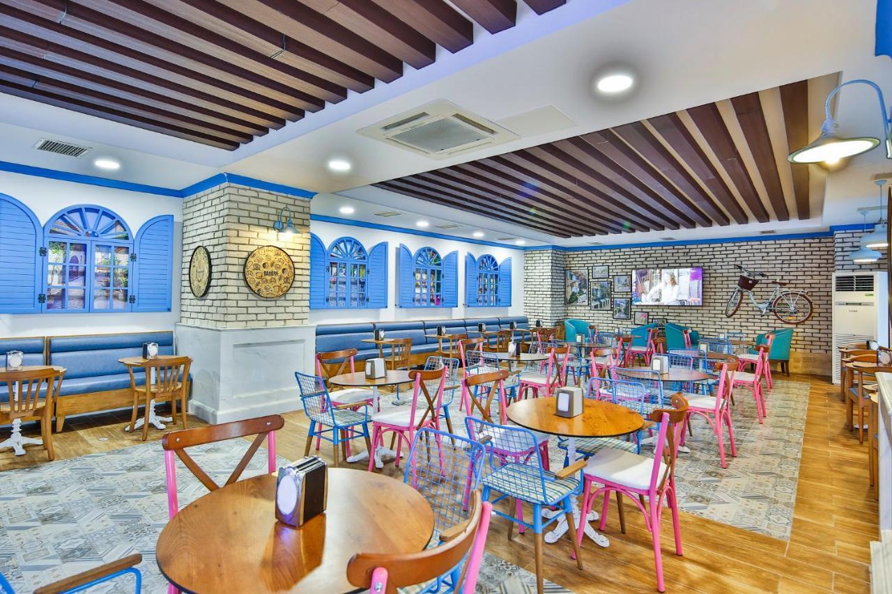 Crystal Admiral Resort Suites&Spa - Ultimate All Inclusive Kızılot Exteriör bild