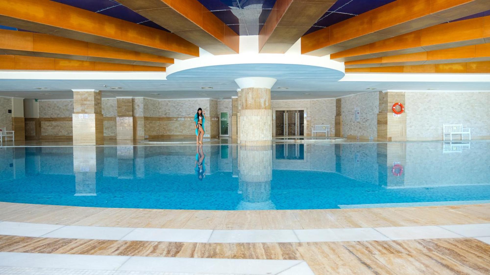 Crystal Admiral Resort Suites&Spa - Ultimate All Inclusive Kızılot Exteriör bild