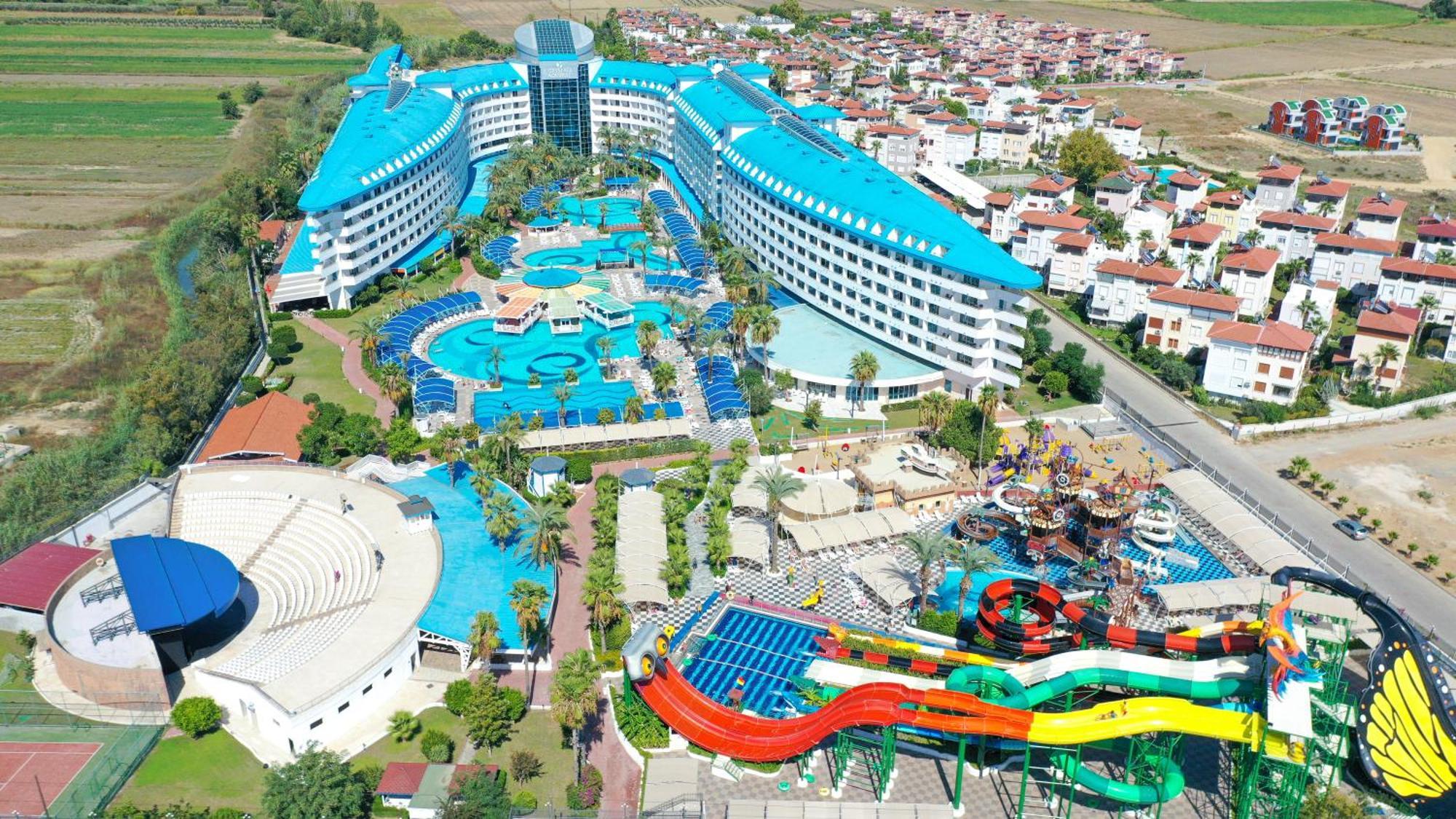 Crystal Admiral Resort Suites&Spa - Ultimate All Inclusive Kızılot Exteriör bild